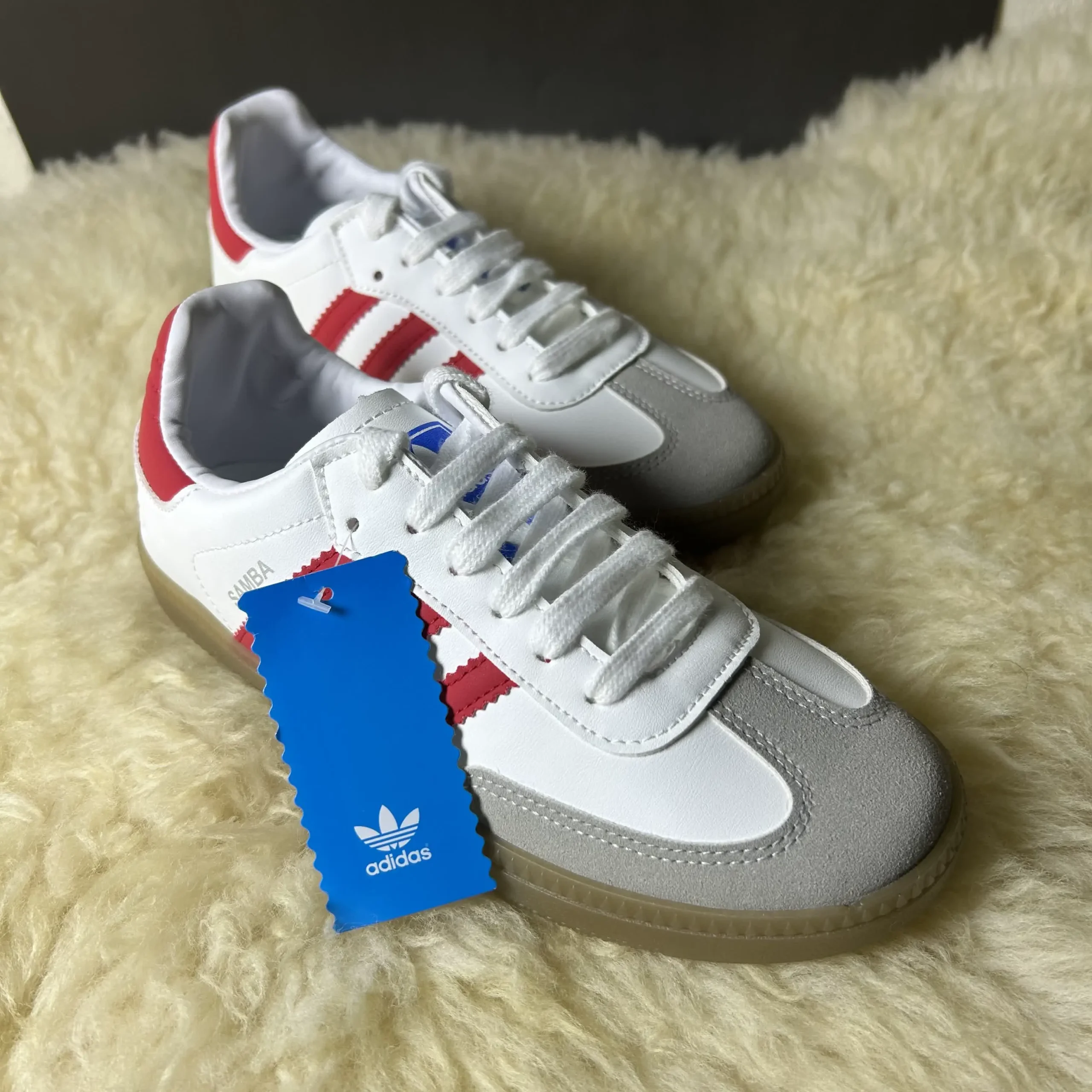 Samba Red Edition - Image 2