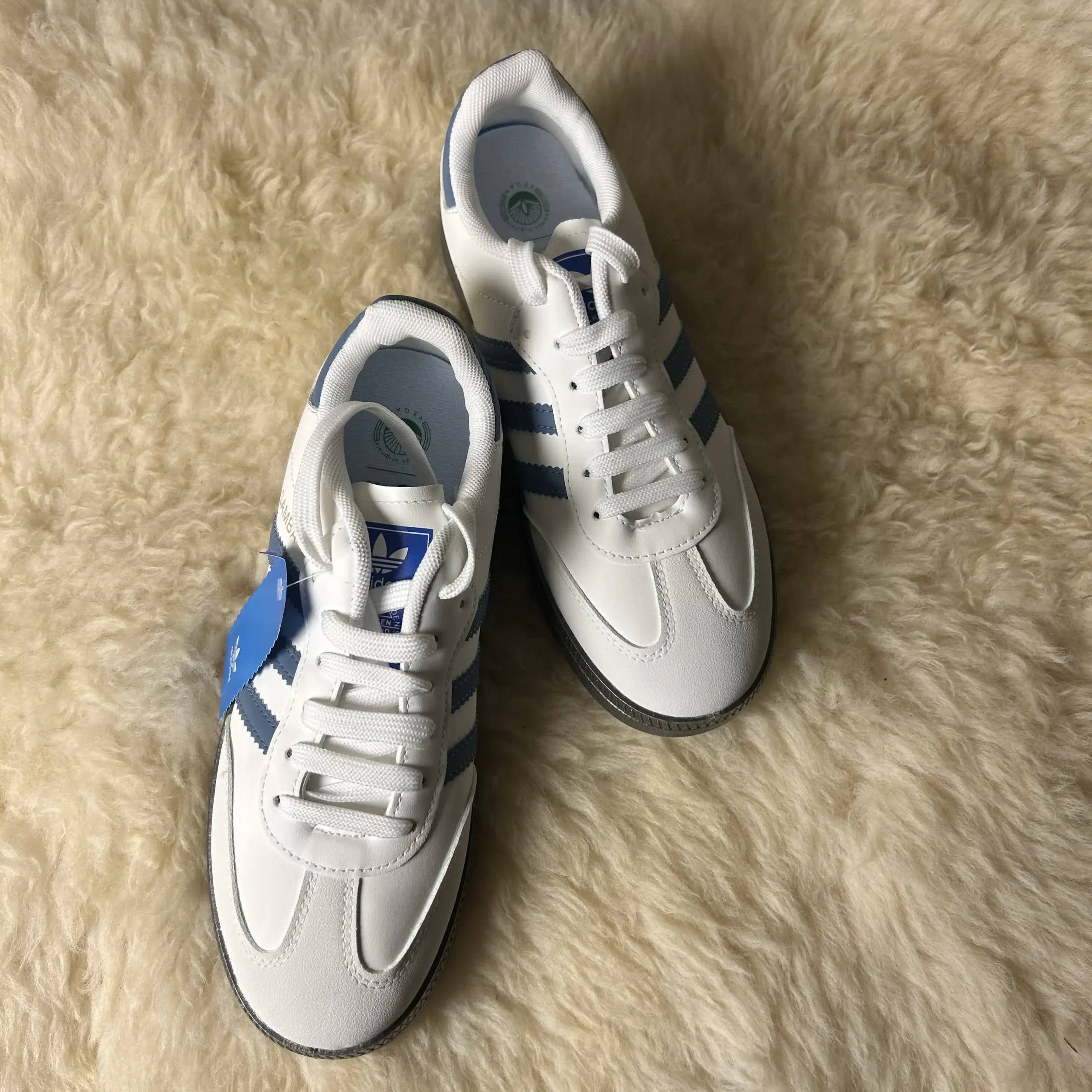 Samba Premium (Blue) - Image 2