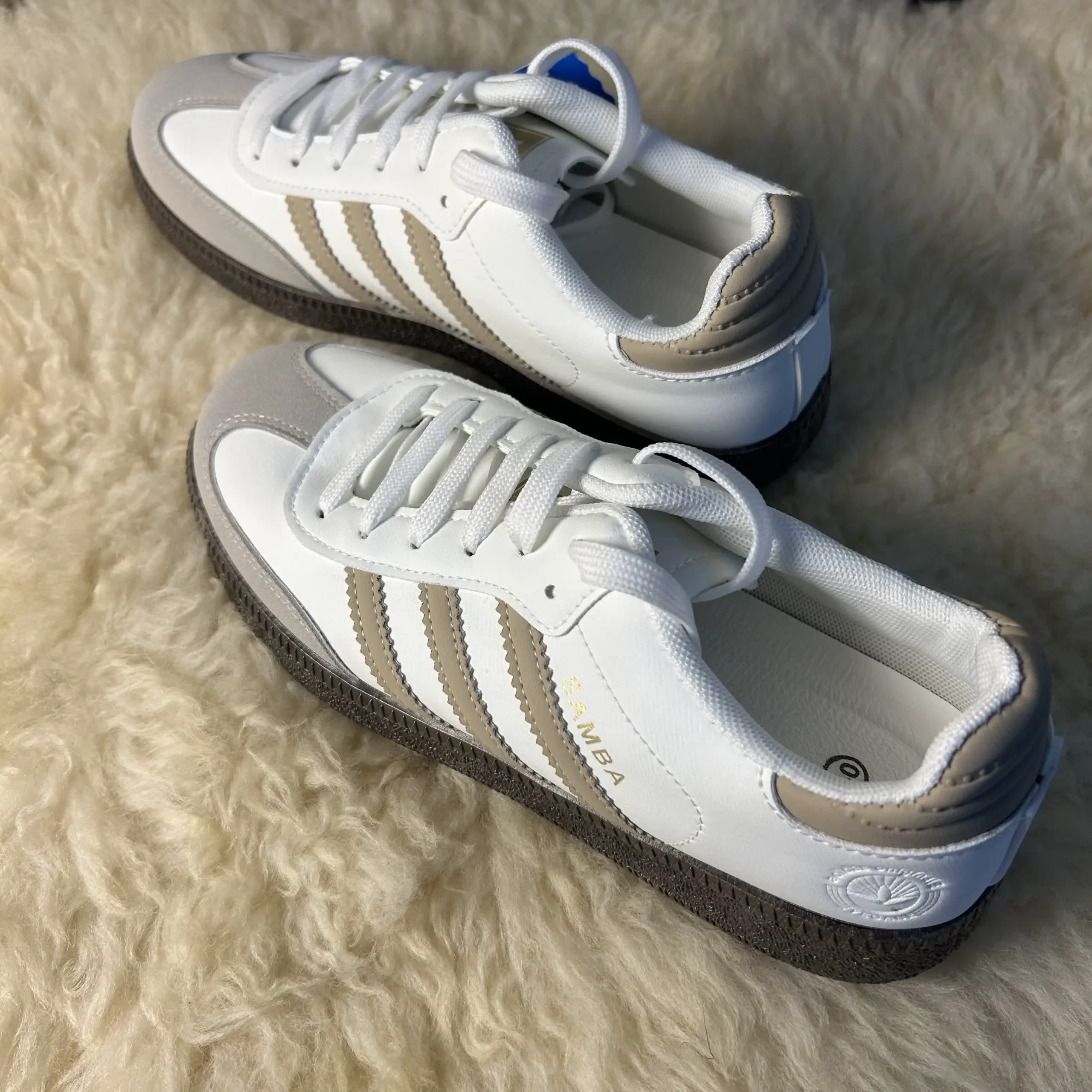 Samba Premium (Gold) - Image 4