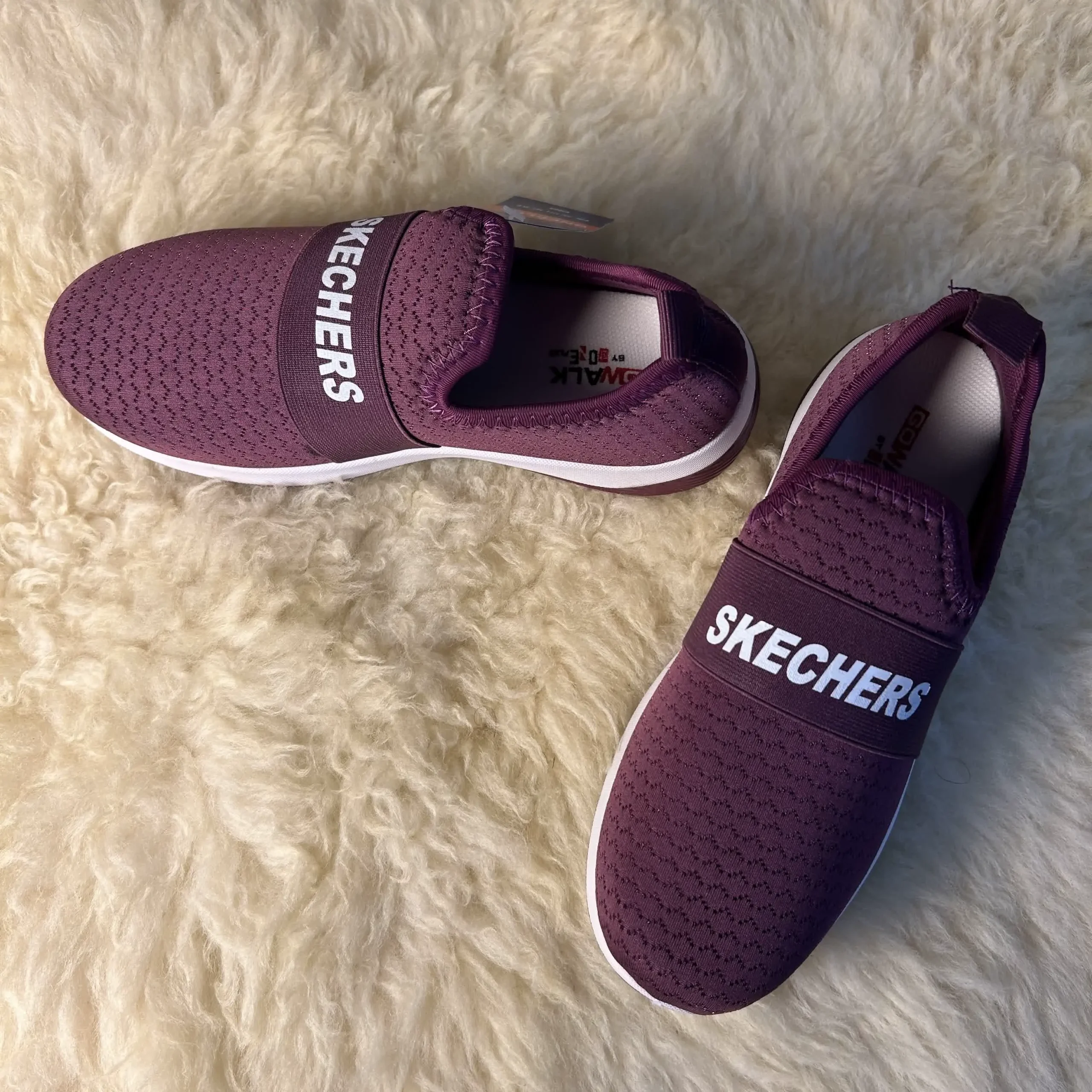 Skechers Premium Edition - Image 4